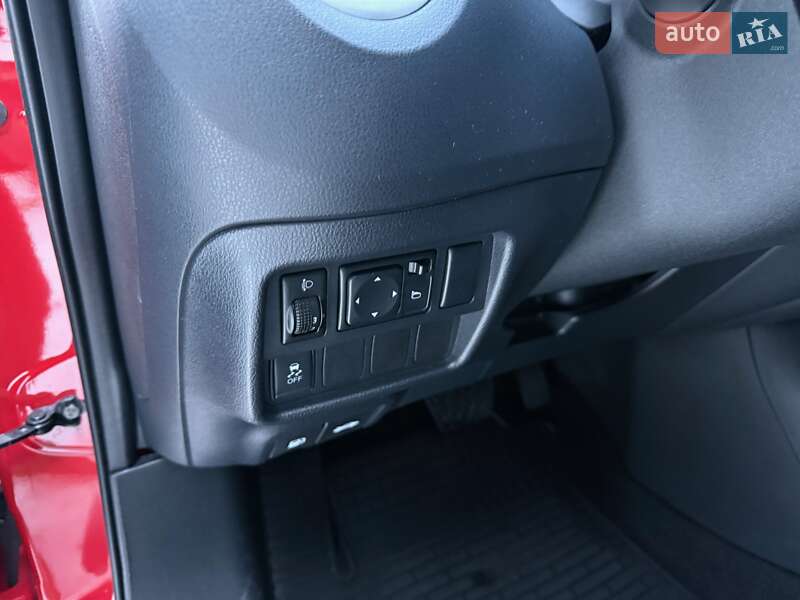 Внедорожник / Кроссовер Nissan Juke 2016 в Львове фото 83 Внедорожник / Кроссовер Nissan Juke 2016 в Львове