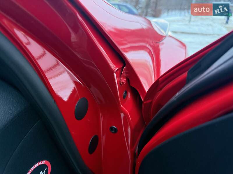 Внедорожник / Кроссовер Nissan Juke 2016 в Львове фото 108 Внедорожник / Кроссовер Nissan Juke 2016 в Львове