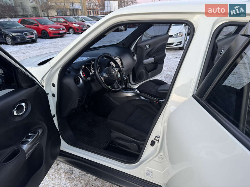 Внедорожник / Кроссовер Nissan Juke 2011 в Полтаве