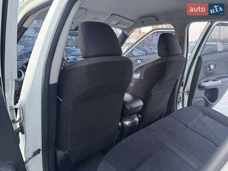 Внедорожник / Кроссовер Nissan Juke 2011 в Полтаве