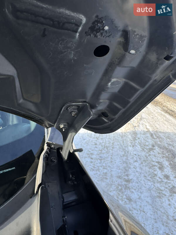 Внедорожник / Кроссовер Nissan Juke 2012 в Полтаве