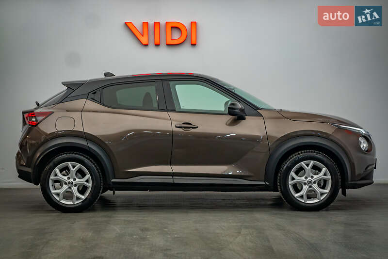 Внедорожник / Кроссовер Nissan Juke 2022 в Киеве