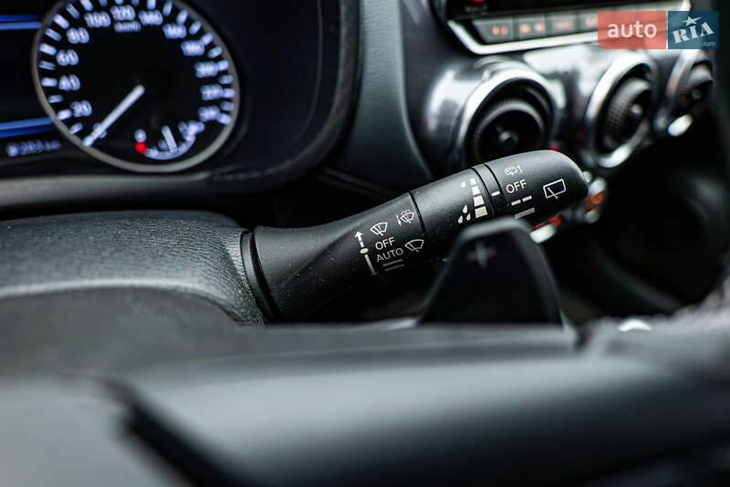 Внедорожник / Кроссовер Nissan Juke 2022 в Киеве