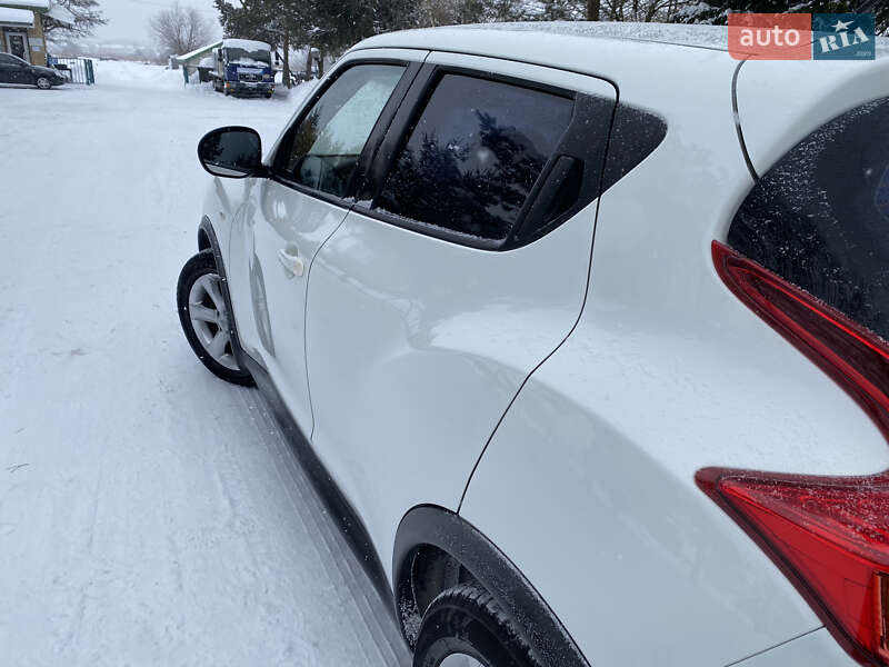 Внедорожник / Кроссовер Nissan Juke 2012 в Львове