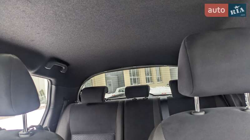 Внедорожник / Кроссовер Nissan Juke 2013 в Ровно