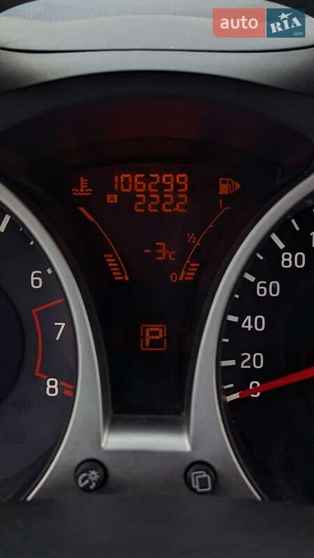 Внедорожник / Кроссовер Nissan Juke 2010 в Луцке фото 20 Внедорожник / Кроссовер Nissan Juke 2010 в Луцке