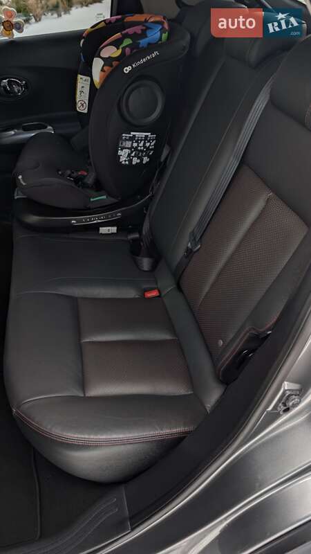 Внедорожник / Кроссовер Nissan Juke 2010 в Луцке фото 25 Внедорожник / Кроссовер Nissan Juke 2010 в Луцке