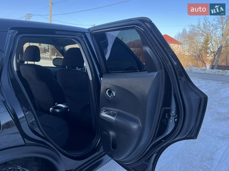 Внедорожник / Кроссовер Nissan Juke 2011 в Ковеле