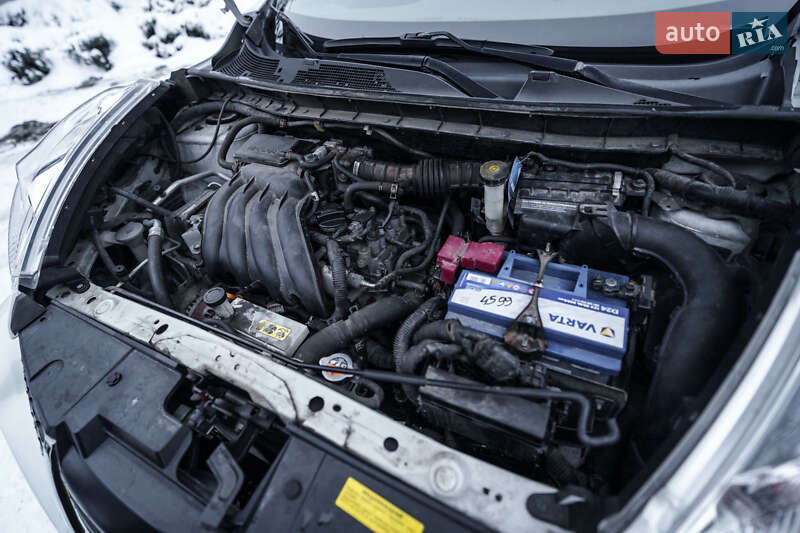 Внедорожник / Кроссовер Nissan Juke 2013 в Киеве