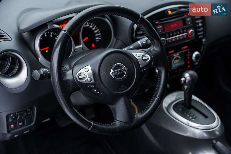 Внедорожник / Кроссовер Nissan Juke 2013 в Киеве