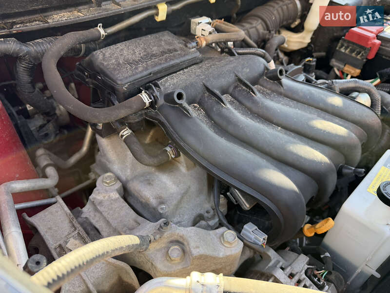 Позашляховик / Кросовер Nissan Juke 2017 в Полтаві