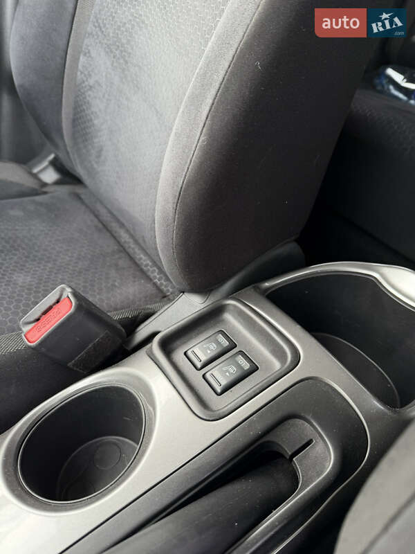 Внедорожник / Кроссовер Nissan Juke 2011 в Миргороде