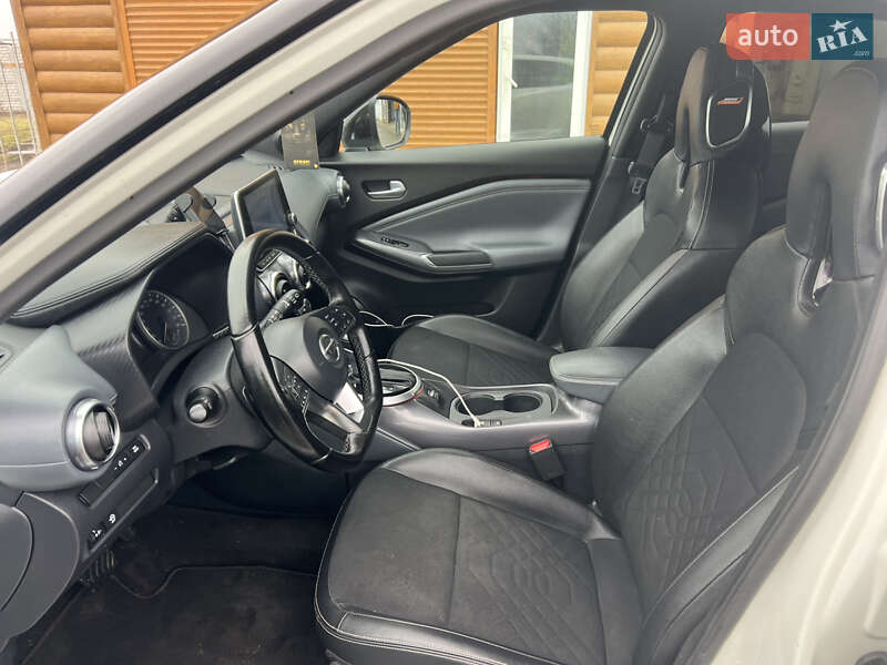 Внедорожник / Кроссовер Nissan Juke 2021 в Черноморске