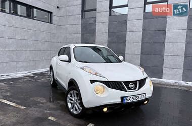 Внедорожник / Кроссовер Nissan Juke 2012 в Сарнах