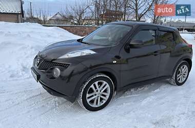 Внедорожник / Кроссовер Nissan Juke 2012 в Макарове