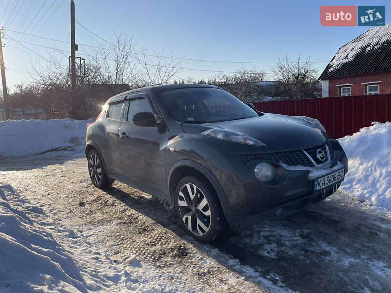 Позашляховик / Кросовер Nissan Juke 2013 в Коростені