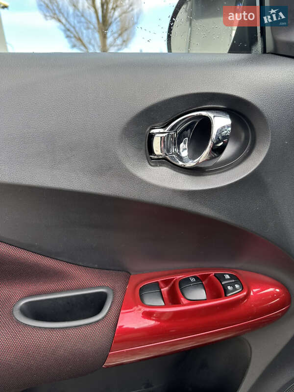 Позашляховик / Кросовер Nissan Juke 2012 в Львові