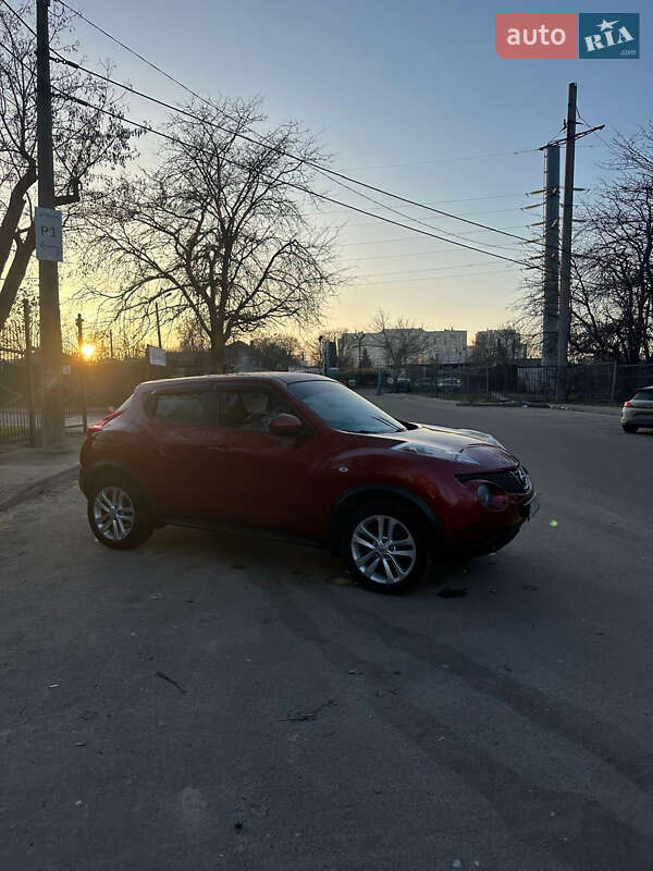 Позашляховик / Кросовер Nissan Juke 2013 в Одесі