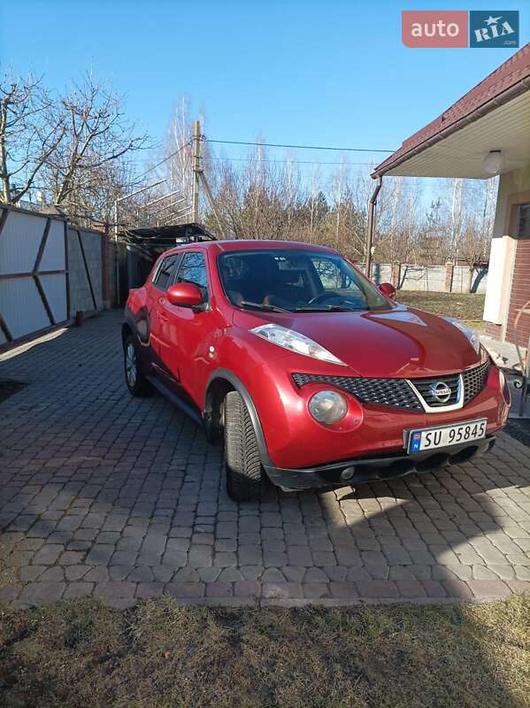 Внедорожник / Кроссовер Nissan Juke 2010 в Луцке