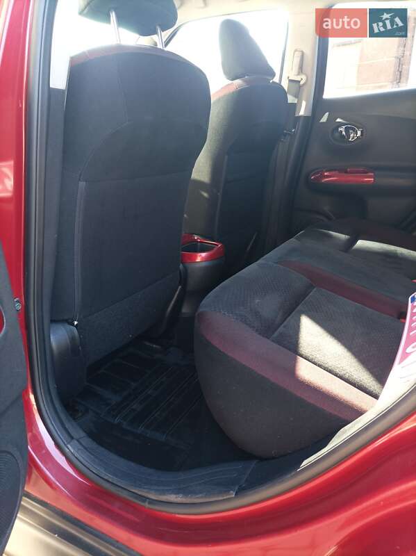 Внедорожник / Кроссовер Nissan Juke 2010 в Луцке