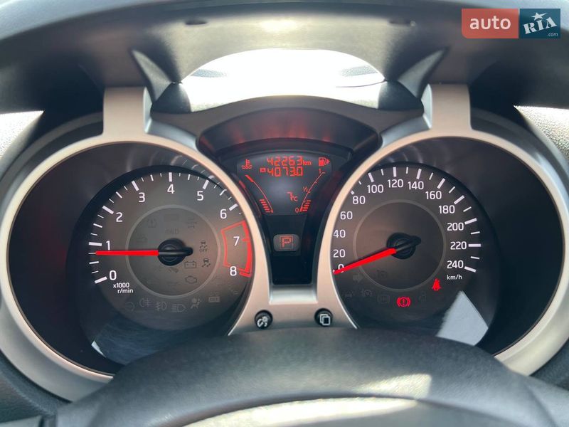 Позашляховик / Кросовер Nissan Juke 2017 в Львові