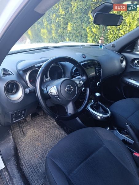 Внедорожник / Кроссовер Nissan Juke 2014 в Дубно
