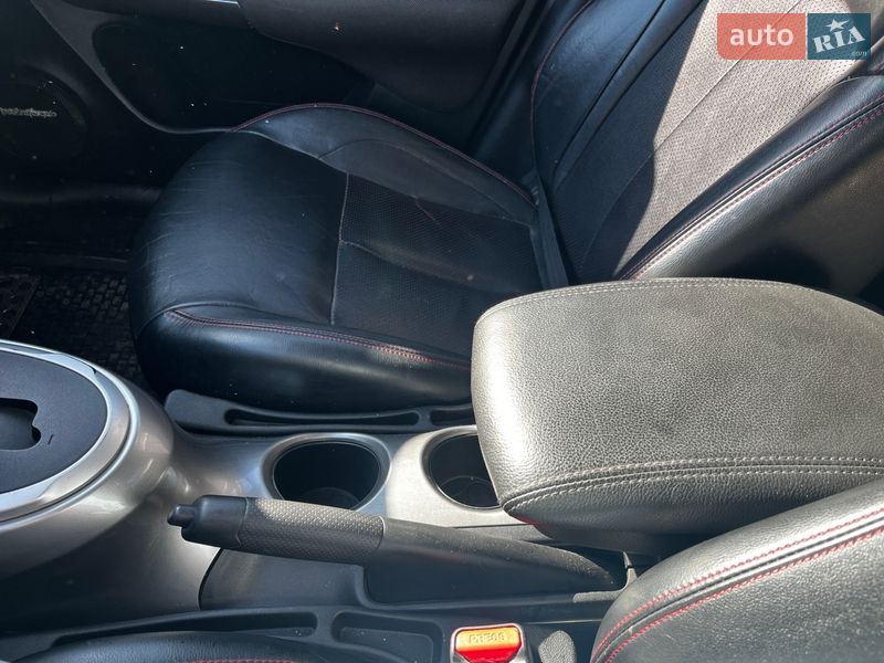 Внедорожник / Кроссовер Nissan Juke 2013 в Черновцах