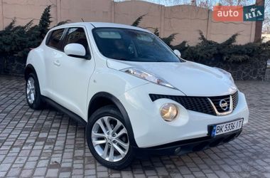 Внедорожник / Кроссовер Nissan Juke 2012 в Ровно