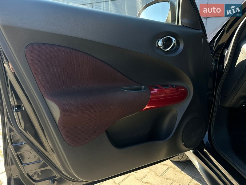 Внедорожник / Кроссовер Nissan Juke 2010 в Одессе