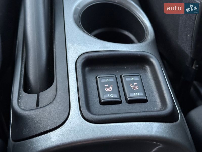 Внедорожник / Кроссовер Nissan Juke 2016 в Киеве