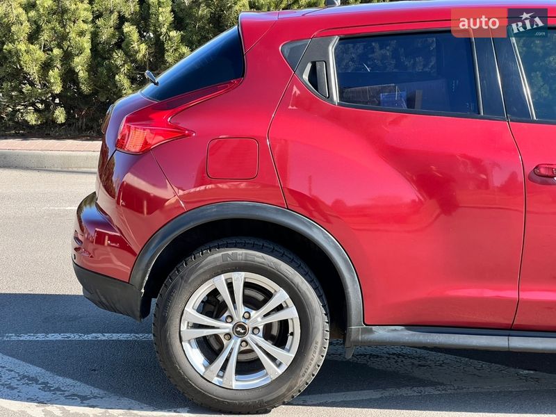 Внедорожник / Кроссовер Nissan Juke 2012 в Киеве