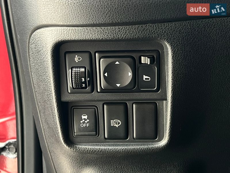 Внедорожник / Кроссовер Nissan Juke 2012 в Киеве