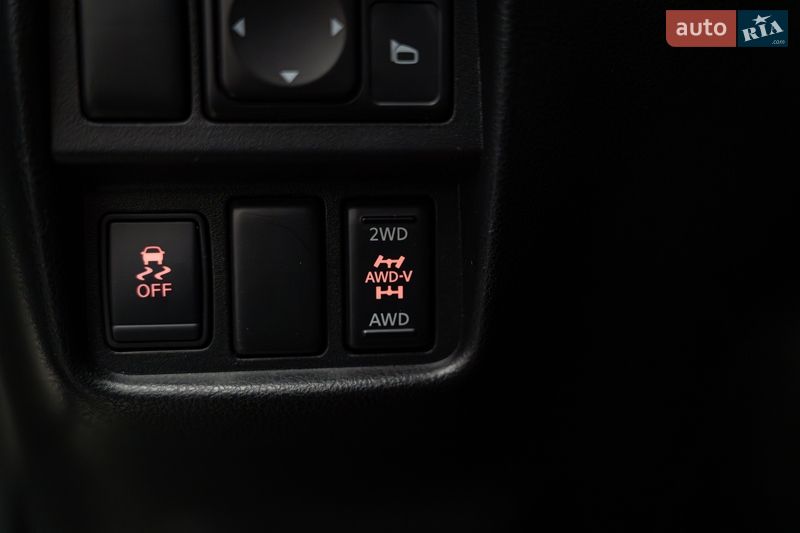 Внедорожник / Кроссовер Nissan Juke 2015 в Киеве