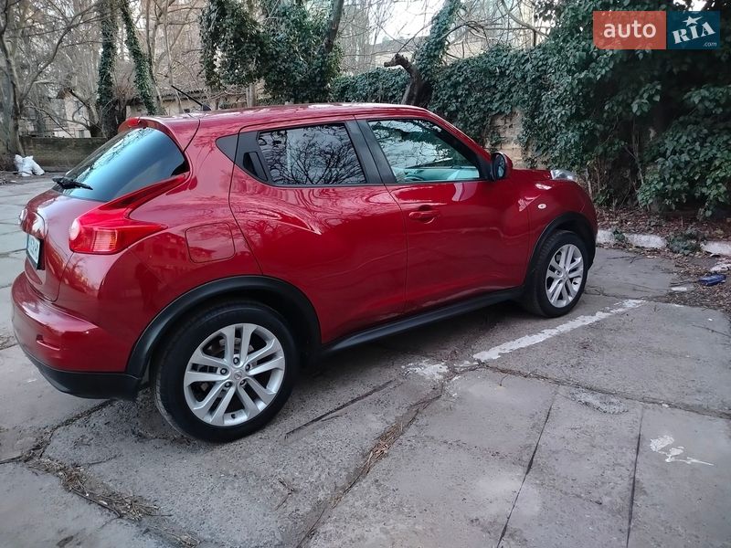 Внедорожник / Кроссовер Nissan Juke 2012 в Одессе
