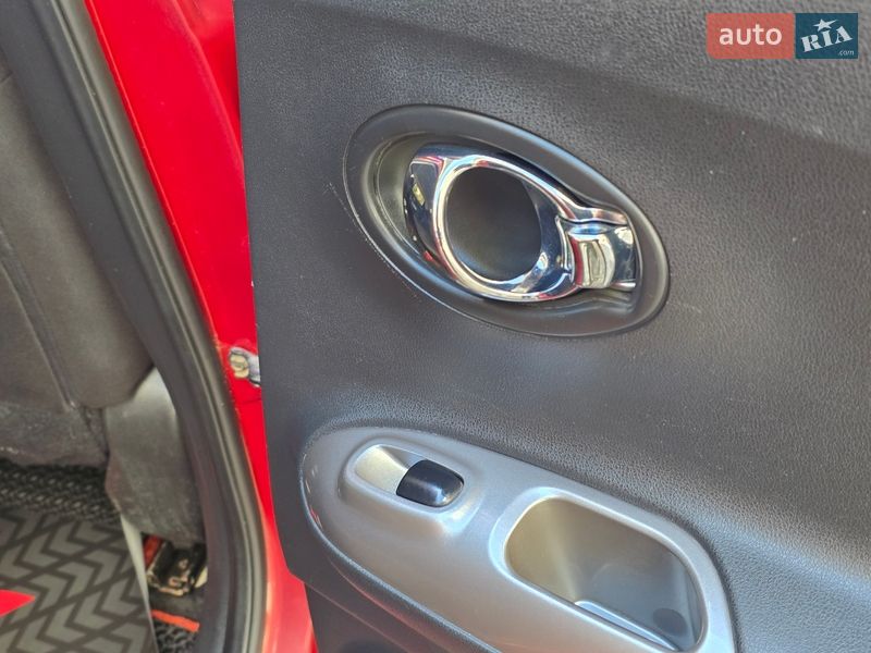 Внедорожник / Кроссовер Nissan Juke 2011 в Хмельницком