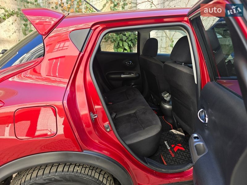 Внедорожник / Кроссовер Nissan Juke 2011 в Хмельницком