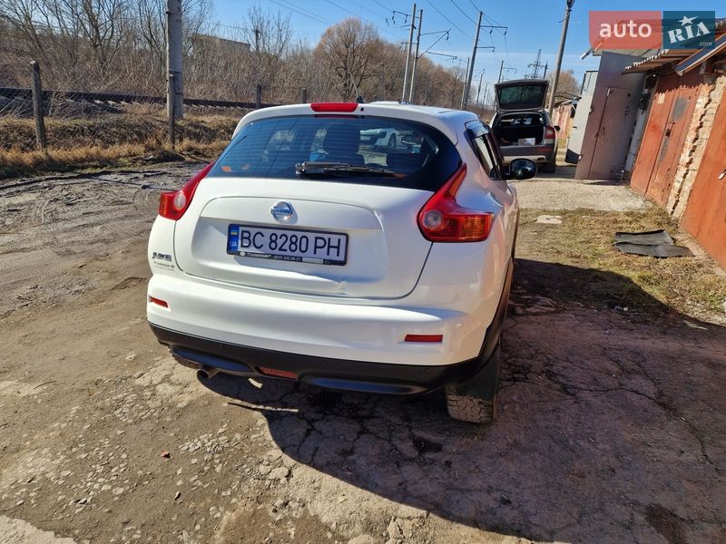 Внедорожник / Кроссовер Nissan Juke 2013 в Хмельницком