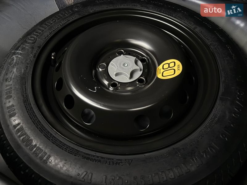 Внедорожник / Кроссовер Nissan Juke 2017 в Одессе