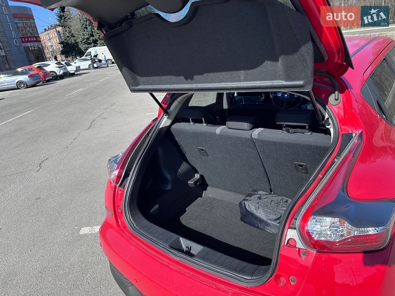 Внедорожник / Кроссовер Nissan Juke 2018 в Днепре