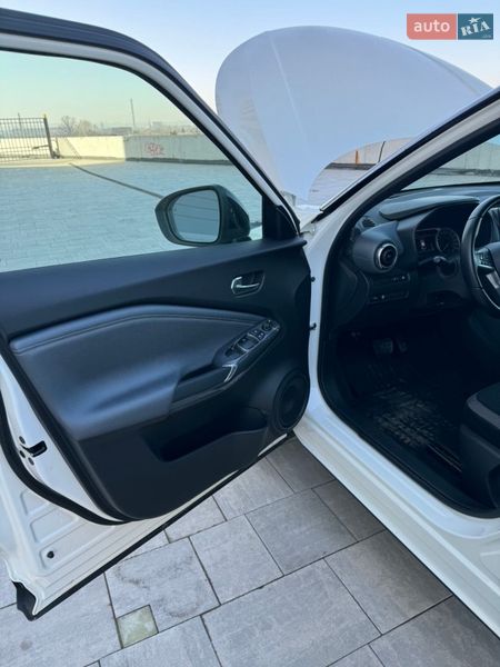 Позашляховик / Кросовер Nissan Juke 2022 в Дніпрі