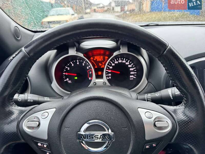 Позашляховик / Кросовер Nissan Juke 2012 в Києві
