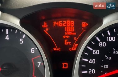 Позашляховик / Кросовер Nissan Juke 2014 в Чернівцях