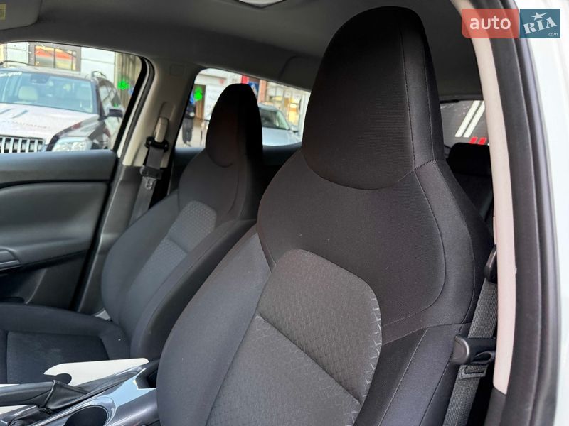 Позашляховик / Кросовер Nissan Juke 2021 в Львові