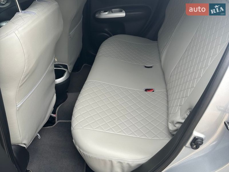 Внедорожник / Кроссовер Nissan Juke 2011 в Тарутине