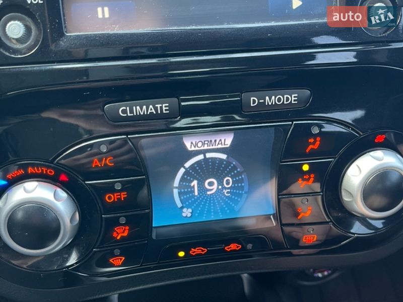 Внедорожник / Кроссовер Nissan Juke 2014 в Харькове