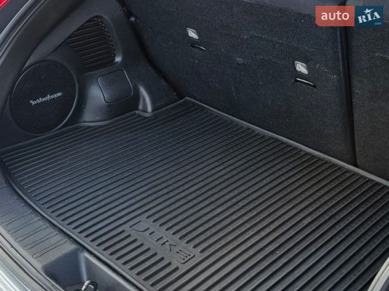 Внедорожник / Кроссовер Nissan Juke 2012 в Николаеве