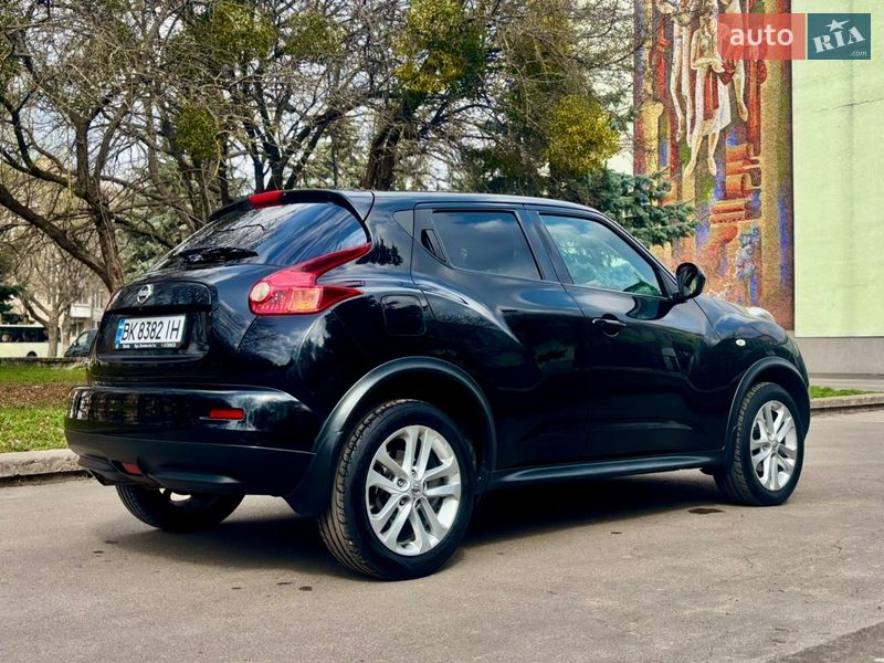 Внедорожник / Кроссовер Nissan Juke 2012 в Ровно