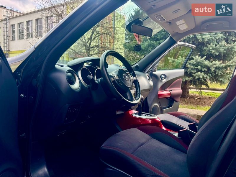 Внедорожник / Кроссовер Nissan Juke 2012 в Ровно