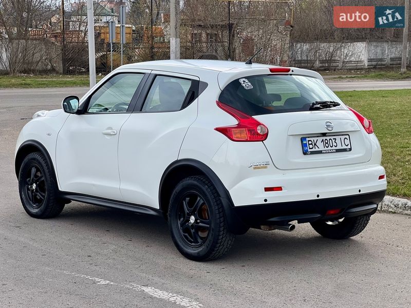 Внедорожник / Кроссовер Nissan Juke 2012 в Ровно фото 13 Внедорожник / Кроссовер Nissan Juke 2012 в Ровно