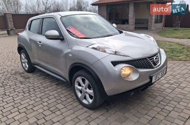 Внедорожник / Кроссовер Nissan Juke 2011 в Калуше